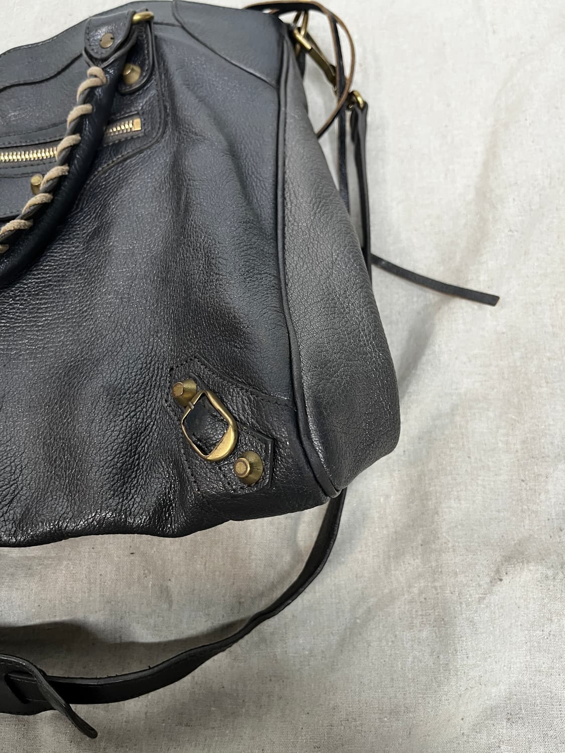 발렌시아가 모터백 상품이미지3