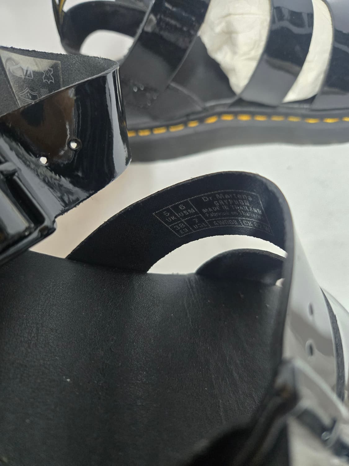 닥터마틴 그리폰  페이턴트 스트랩 샌들 EU38(240) 상품이미지8