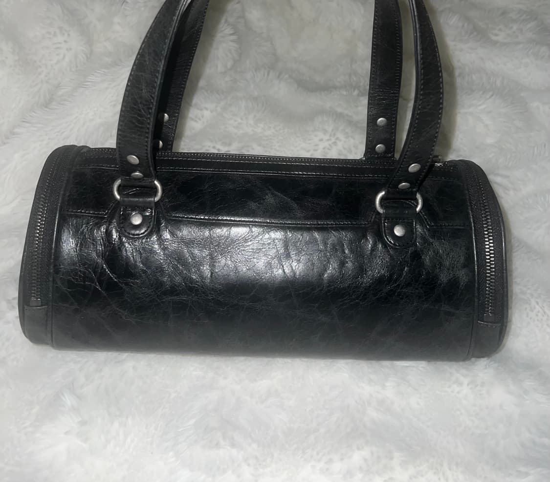 보헤미안서울 카고 미니백 글로시블랙 상품이미지4