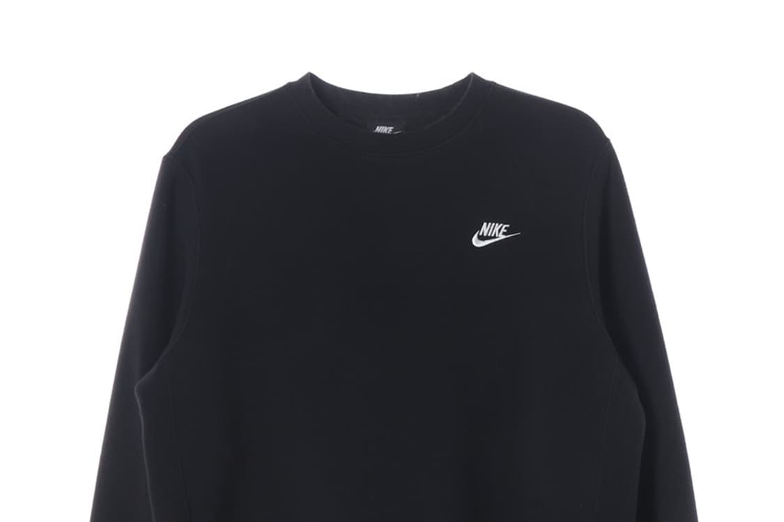 나이키 에센셜 스몰 스우시 블랙 맨투맨 M 상품이미지3