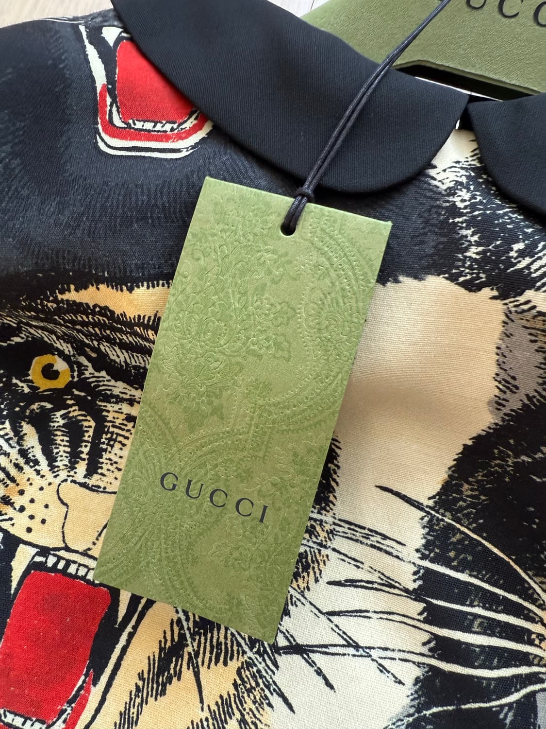 [2회착용.정가300이상] GUCCI 고급스럽고 우아한 타이거 원피스 상품이미지4