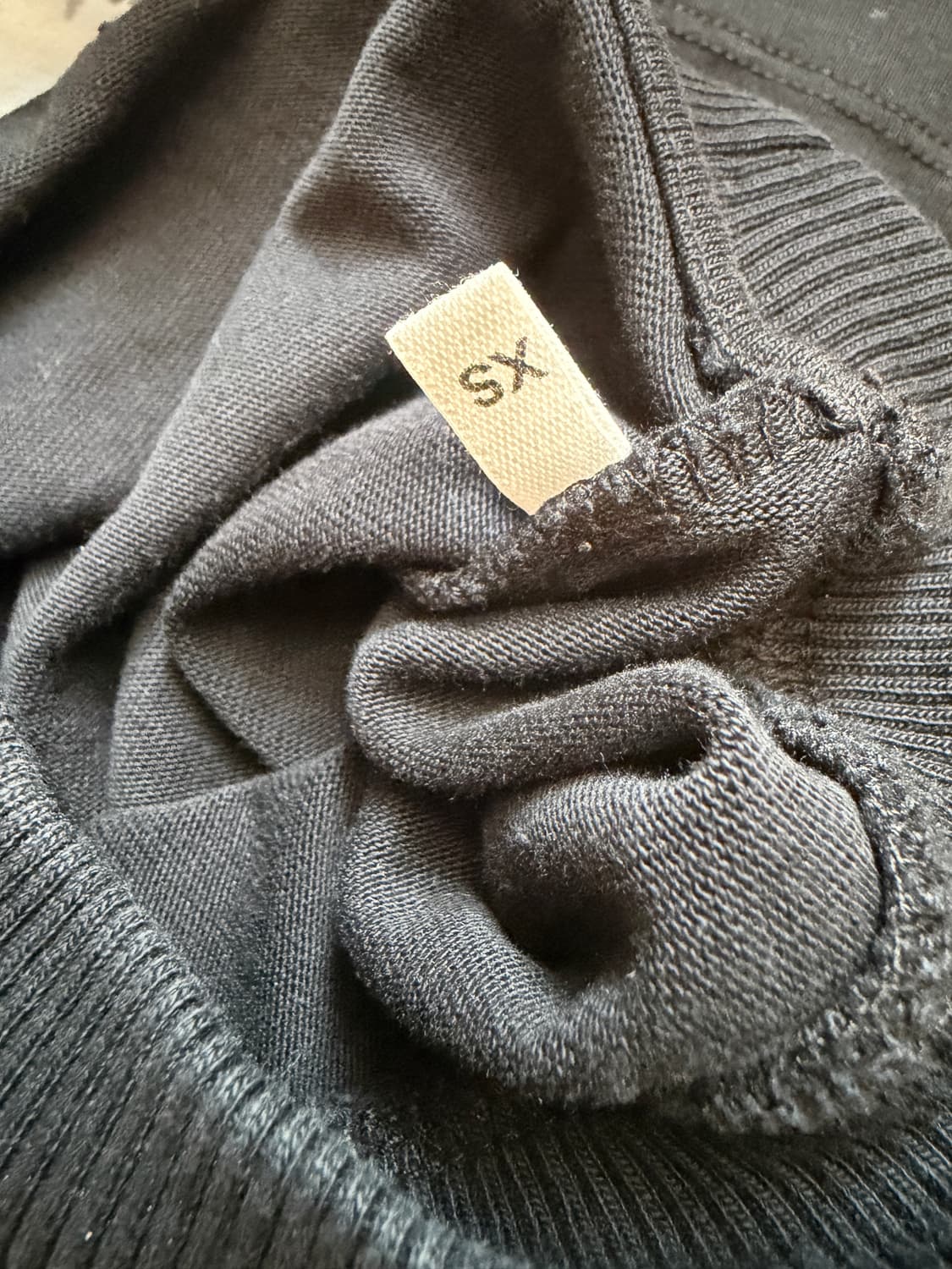 [정품]아미 블랙 롱슬리브 XS 상품이미지4