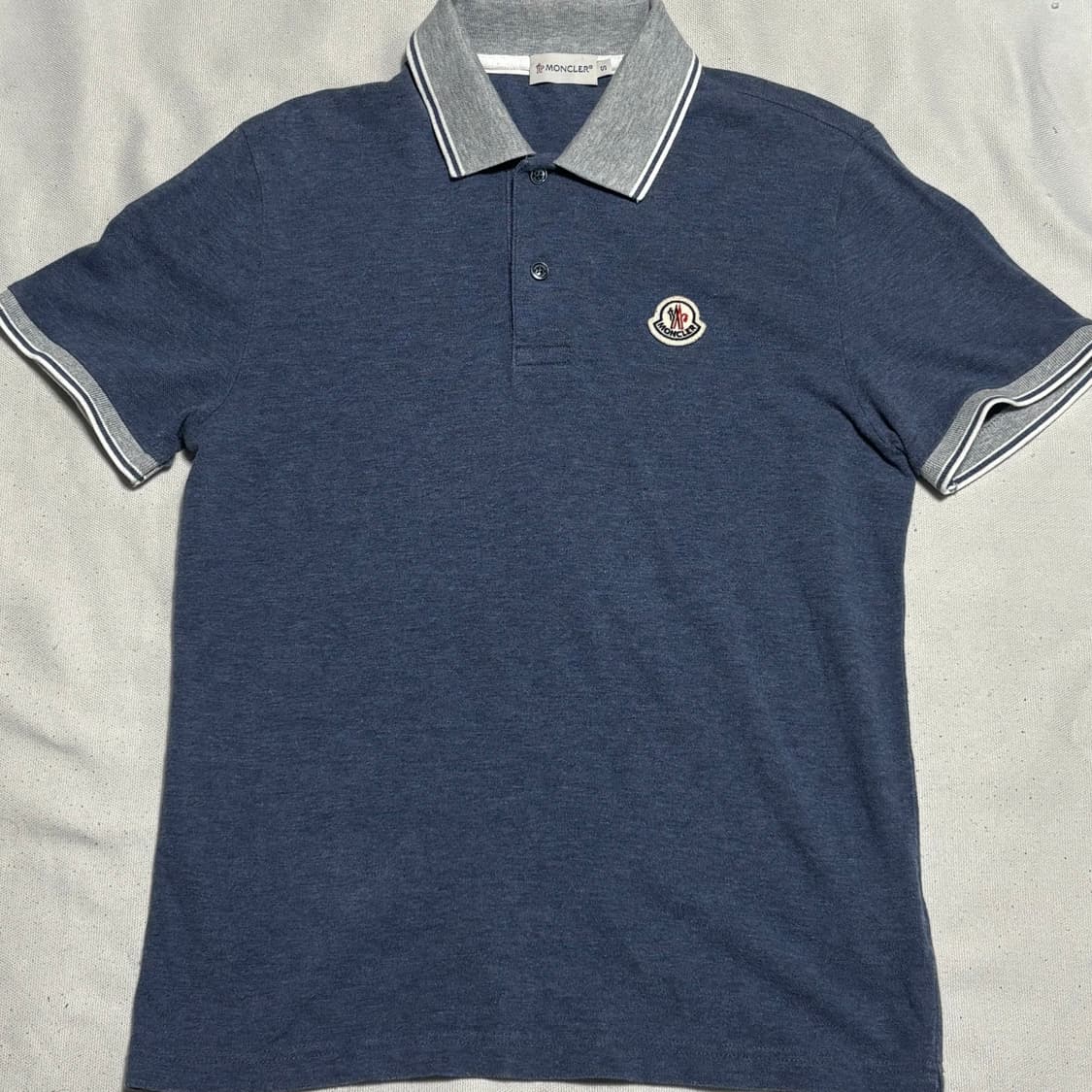 🫶🏻 몽클레어 차콜 카라 반팔티셔츠 🫶🏻 상품이미지1