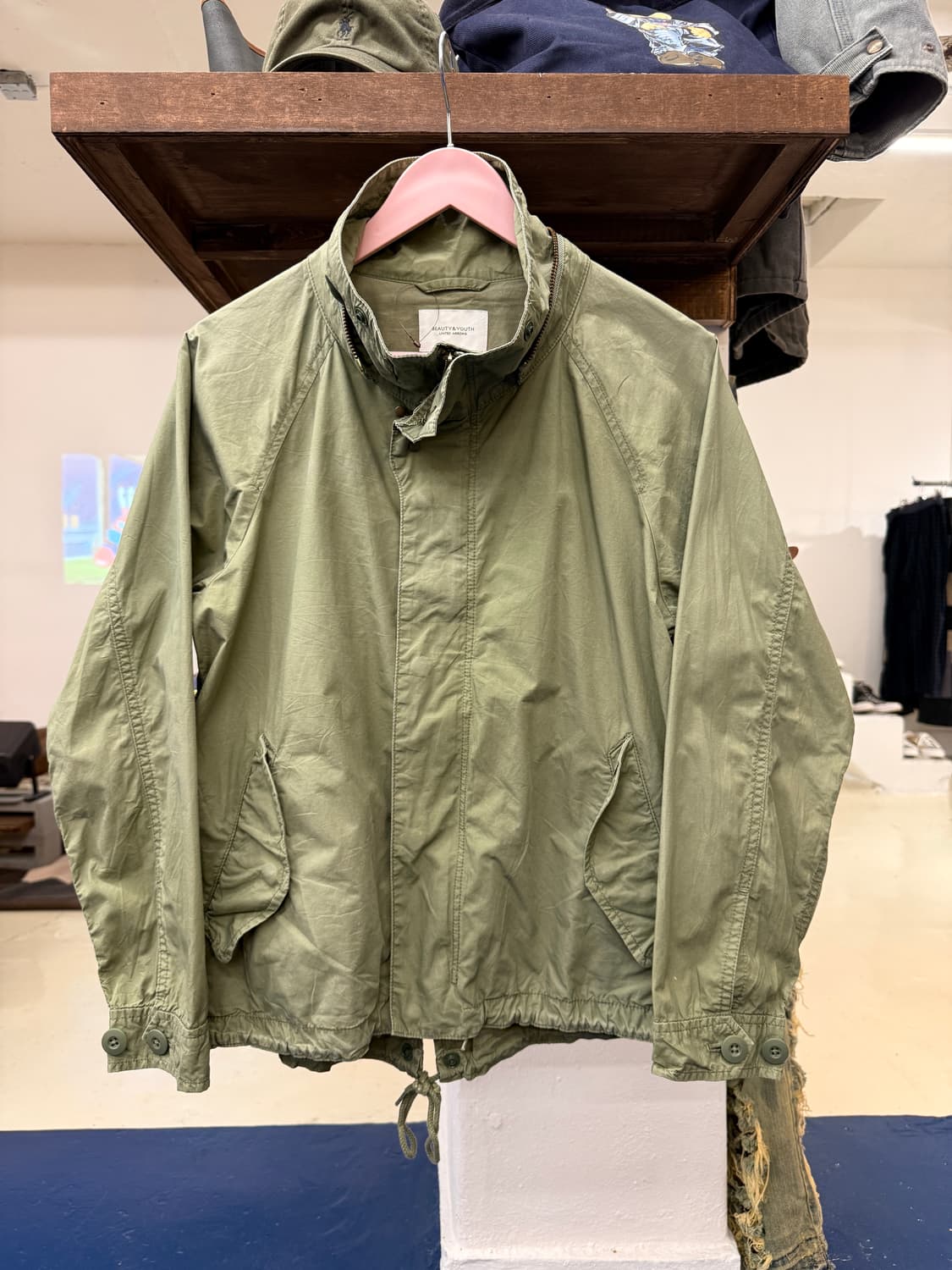 BnY 뷰티 앤 유쓰 카키 자켓 상품이미지3