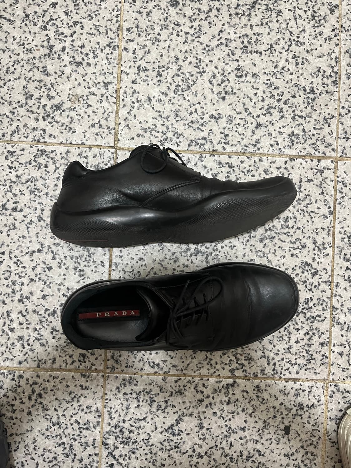 프라다 스포츠더비 상품이미지1