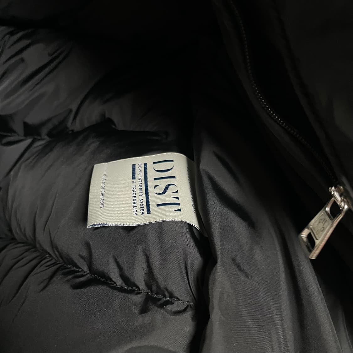 [새상품급] 몽클레어 후드 블랙 패딩 4 (105) 상품이미지6