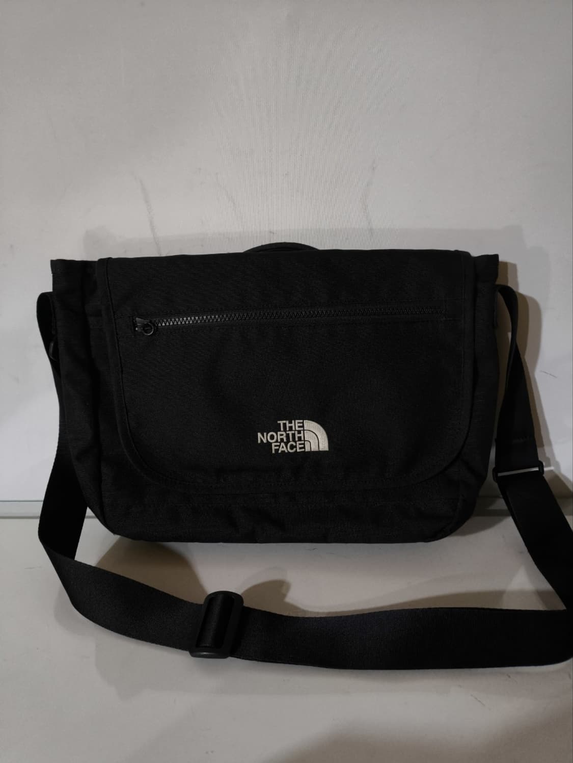 노스페이스 메신저백 크로스백 상품이미지1