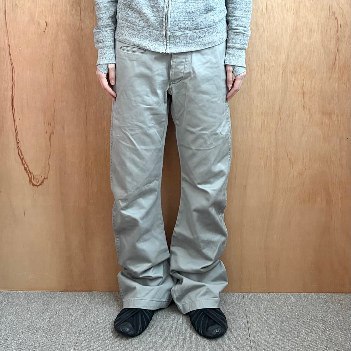 어태치먼트 바나나 치노팬츠 상품이미지1