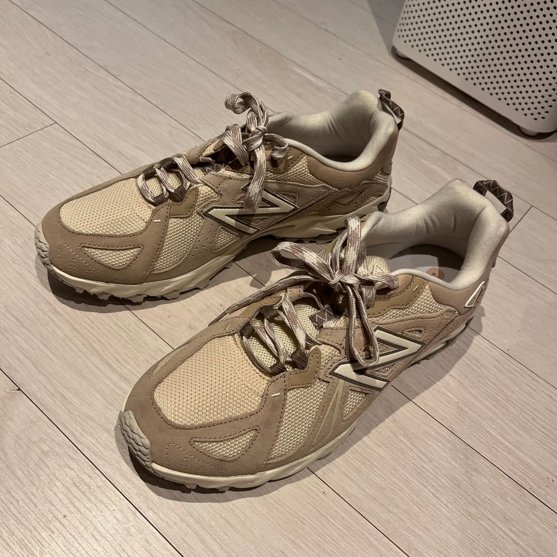 [새상품] 뉴발란스 610TBE 베이지 운동화 285 상품이미지1