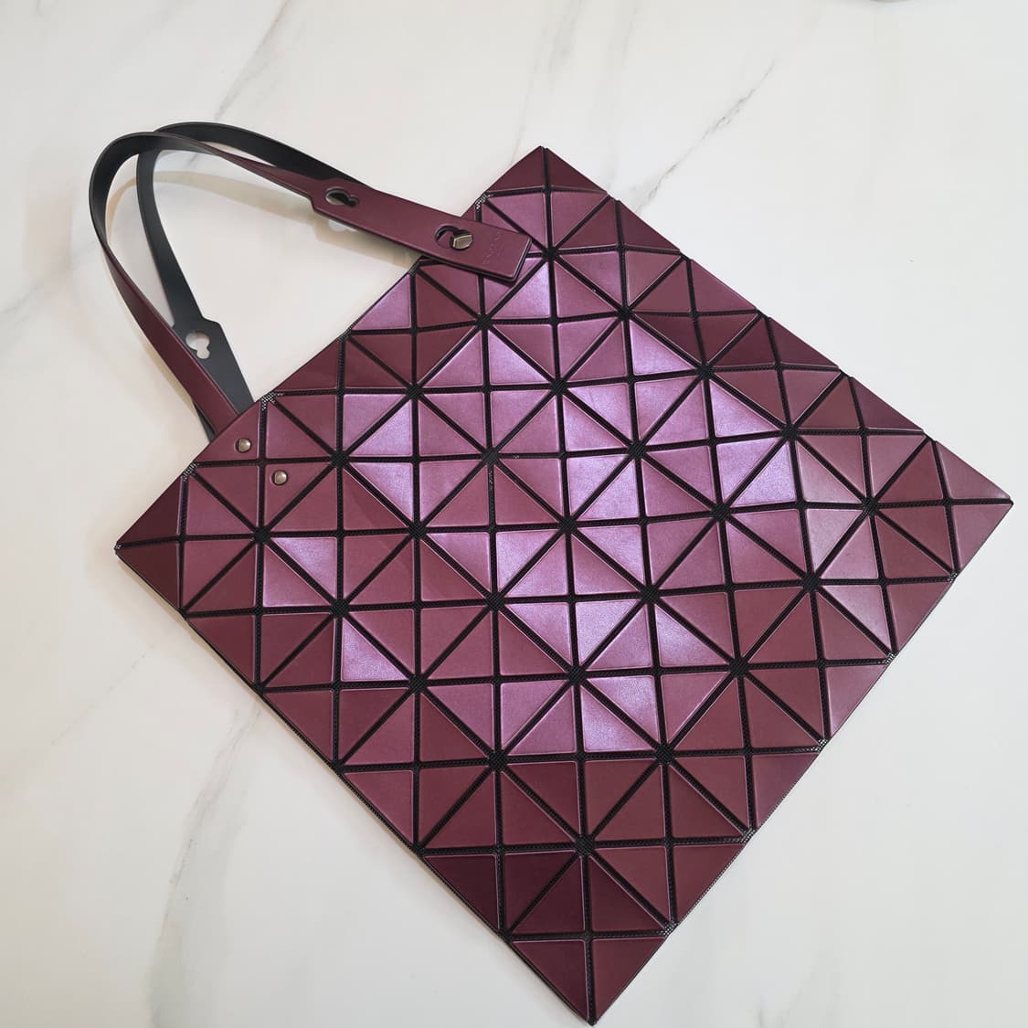 정품) 바오바오 루센트 토트백 버건디 상태좋음 상품이미지7