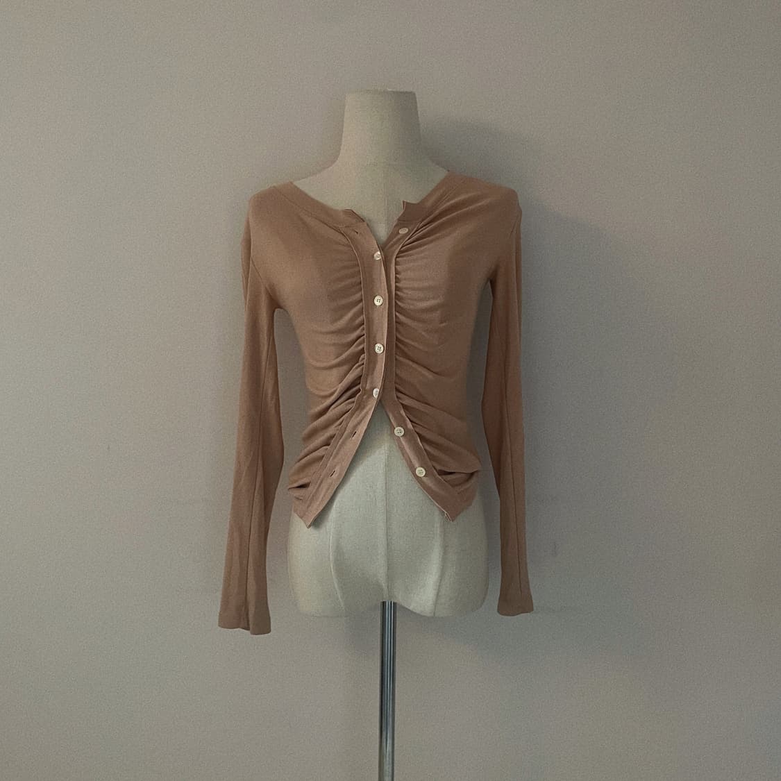 미젬므 슬림타잇티 셔링 긴팔 골지 긴팔 베이지 긴팔 상품이미지2