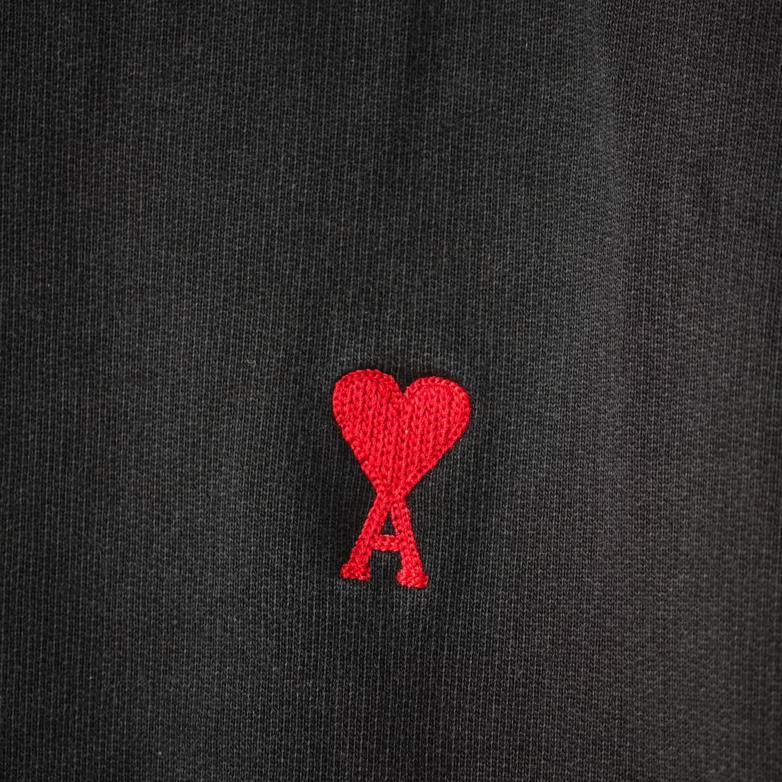 아미 AMI 스몰 하트 로고 맨투맨 블랙 L 상품이미지5