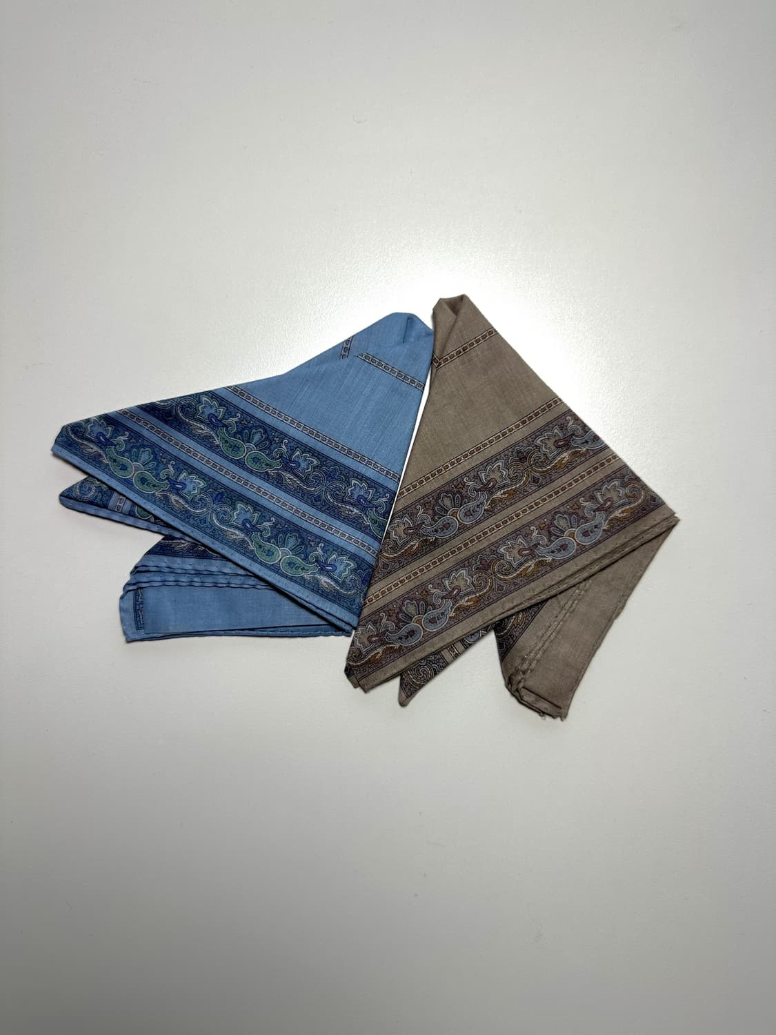 입생로랑 페이즐리 손수건 블루/베이지 상품이미지2