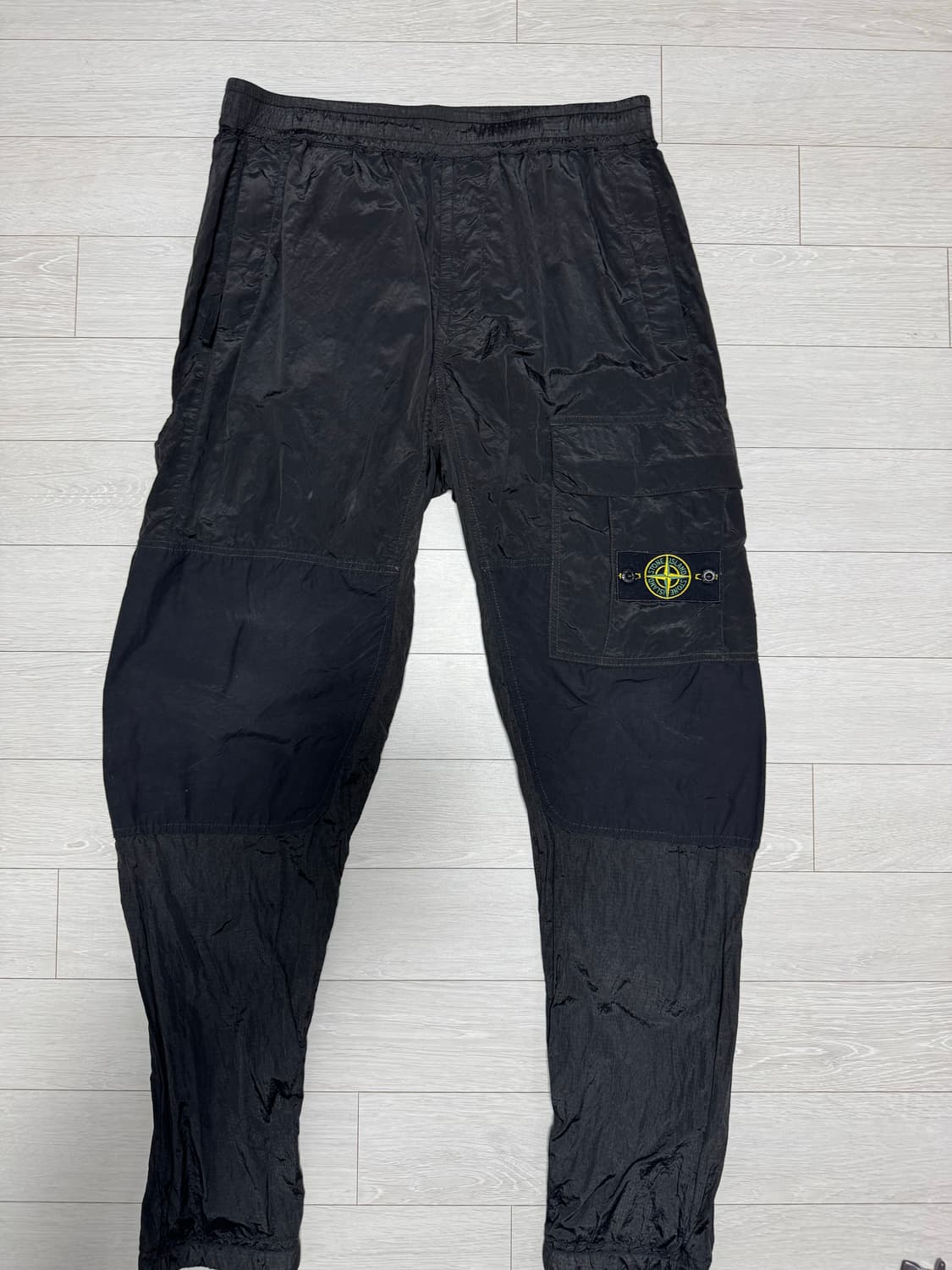 [32] 스톤아일랜드 나일론메탈 카고 조거팬츠 상품이미지1