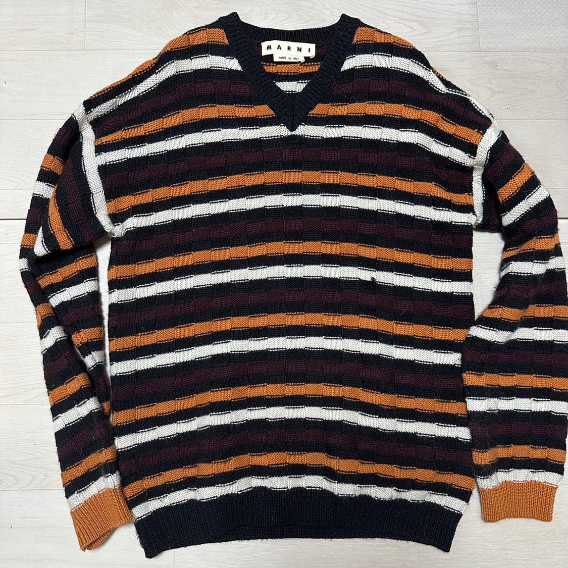 해리스타일스 마르니 v넥 니트 상품이미지3