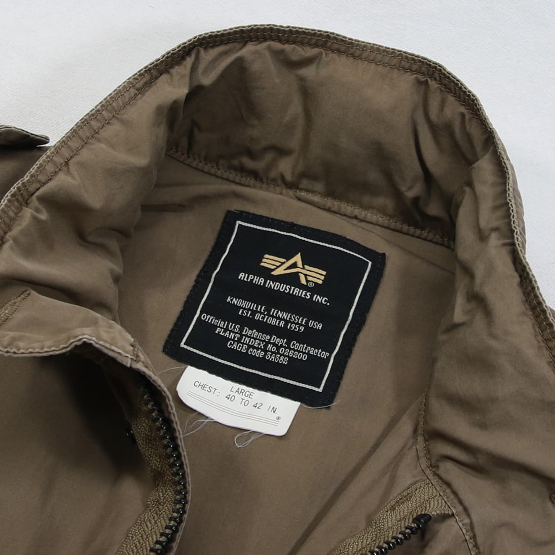 (착용컷) 알파 인더스트리 M-65 필드 자켓 (남성용 100) 상품이미지6