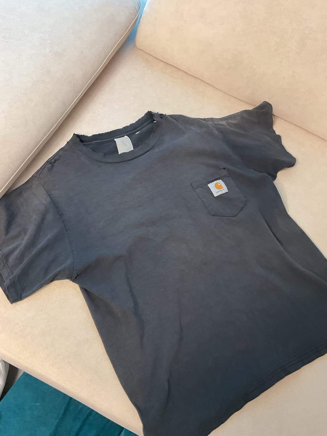 Carhartt distressed sun fadding tee 상품이미지1