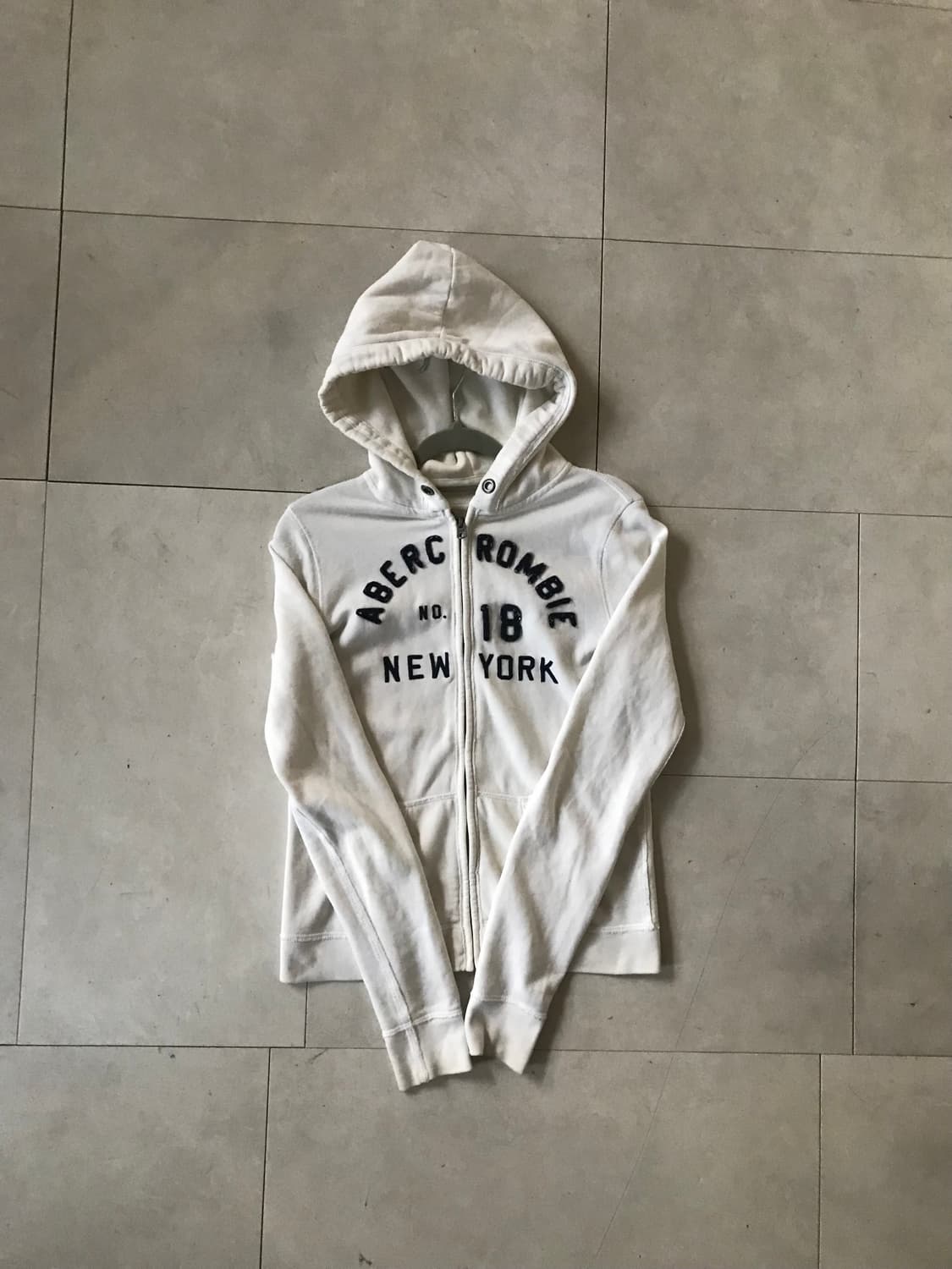 아베크롬비 화이트 슬림핏 후드집업 상품이미지6