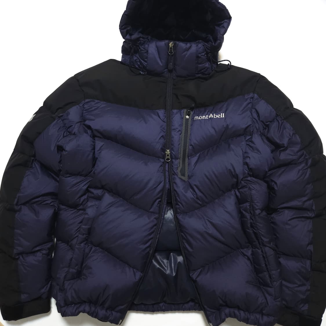몽벨 Montbell 윈드블럭 구스다운 패딩 자켓 딥퍼플 상품이미지2