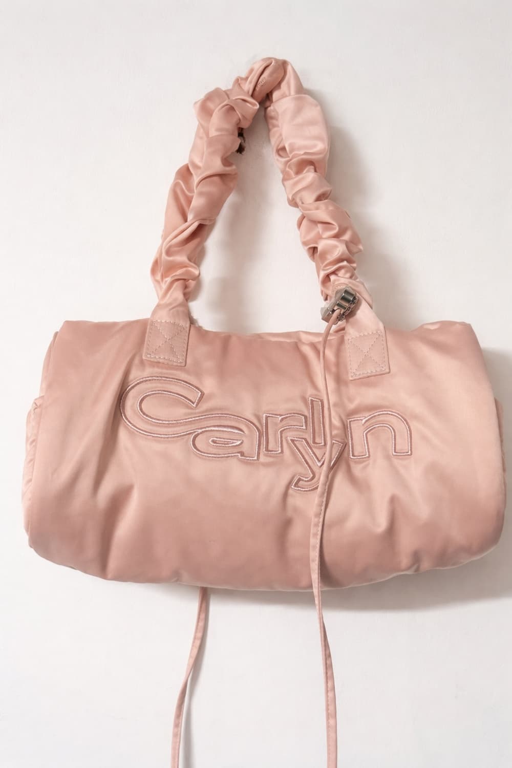 새상품 칼린 CARLYN 딸기우유 보스턴백 토트백 상품이미지1