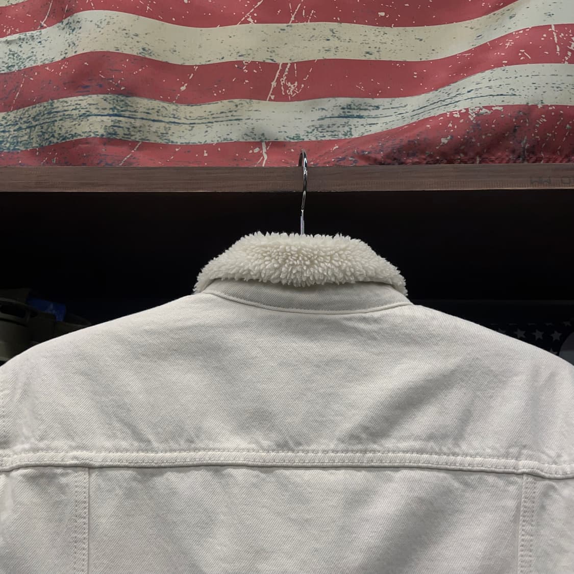 리바이스 타입 3 쉐르파 화이트 데님 트러커 자켓 상품이미지4