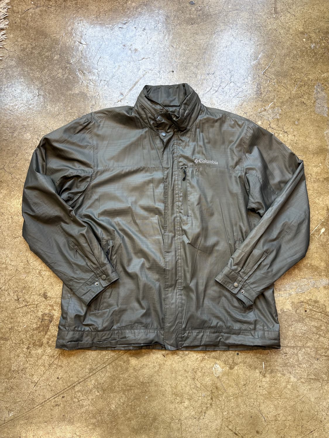 컬럼비아 올리브 나일론 바람막이 재킷 상품이미지1