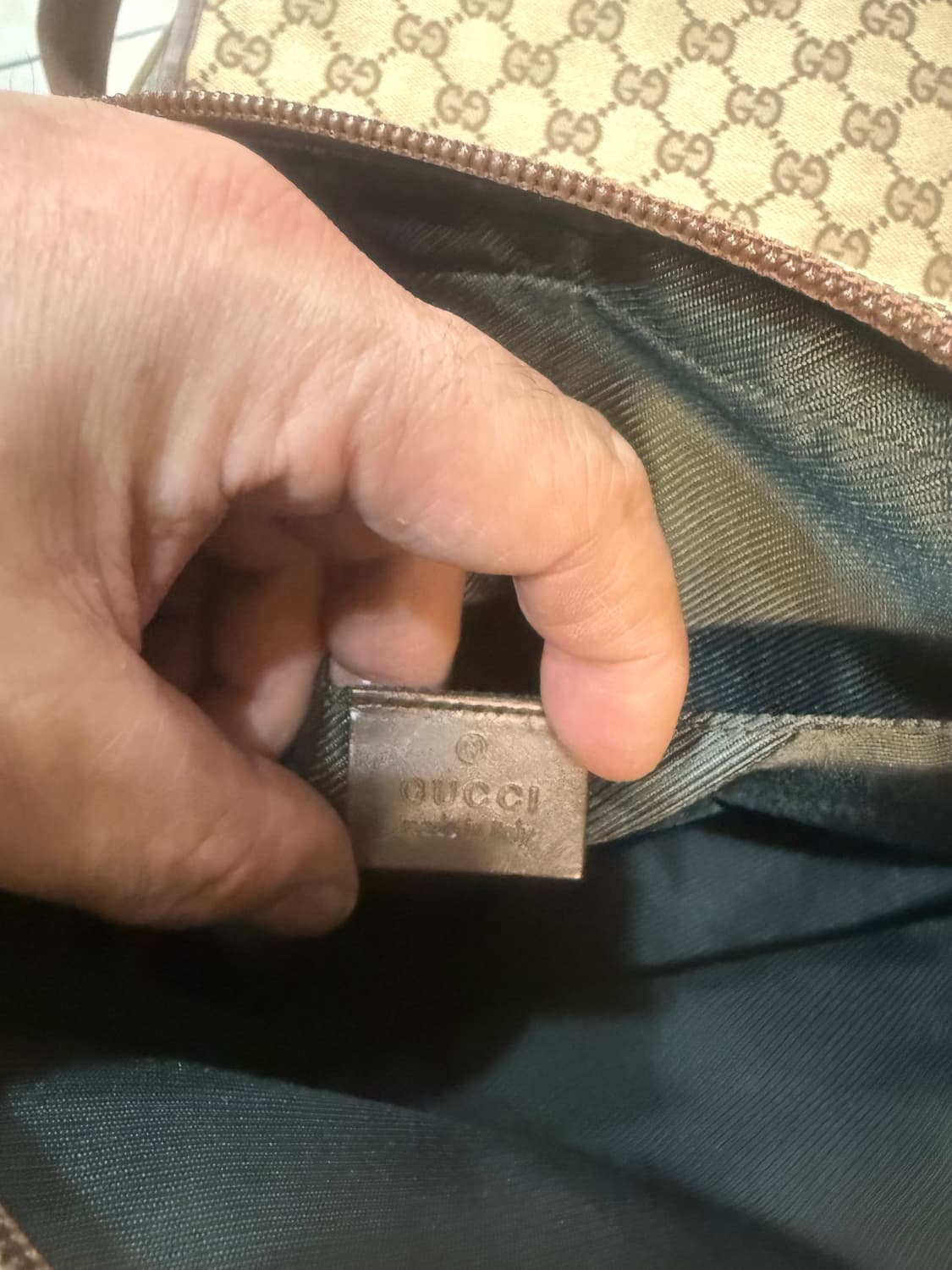 정품 구찌 캔버스 메신저백 팝니다 상품이미지8