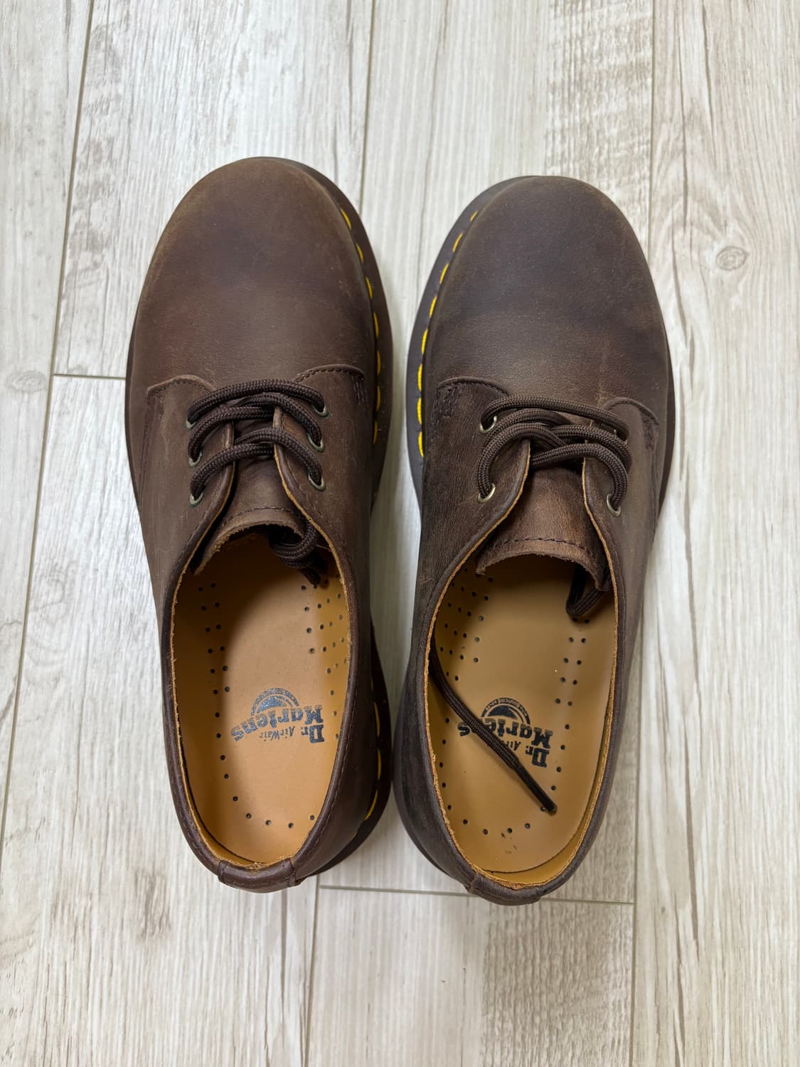 닥터마틴 1461 3홀 크레이지홀스 240 상품이미지4