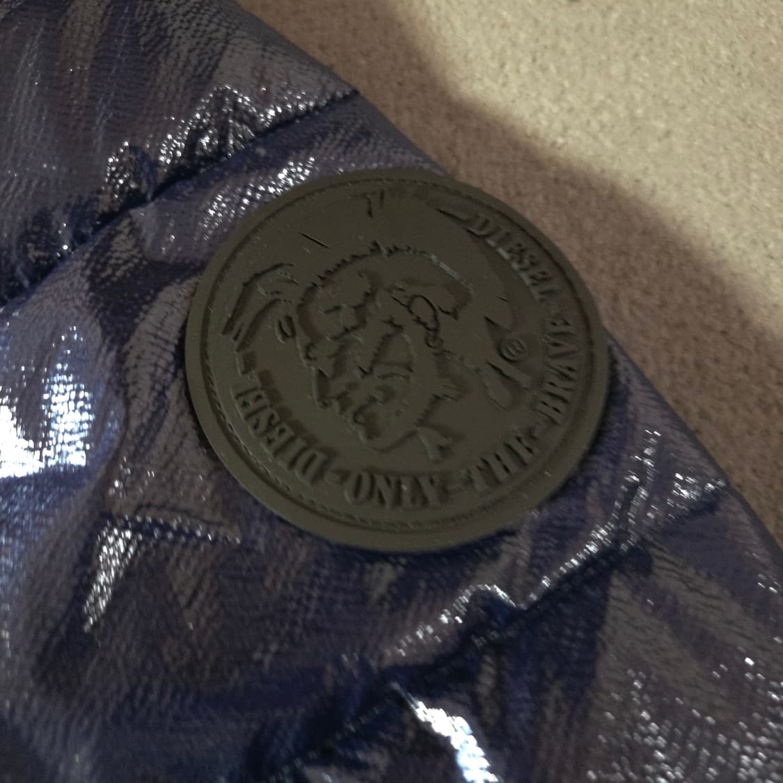 디젤 글로시 유광 봄버 패딩 자켓 L 105-110 상품이미지3