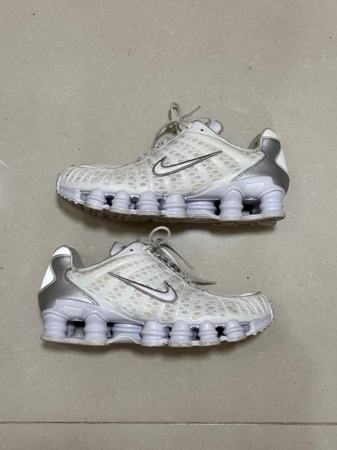 나이키 샥스 TL 화이트 앤 오랜지 상품이미지3