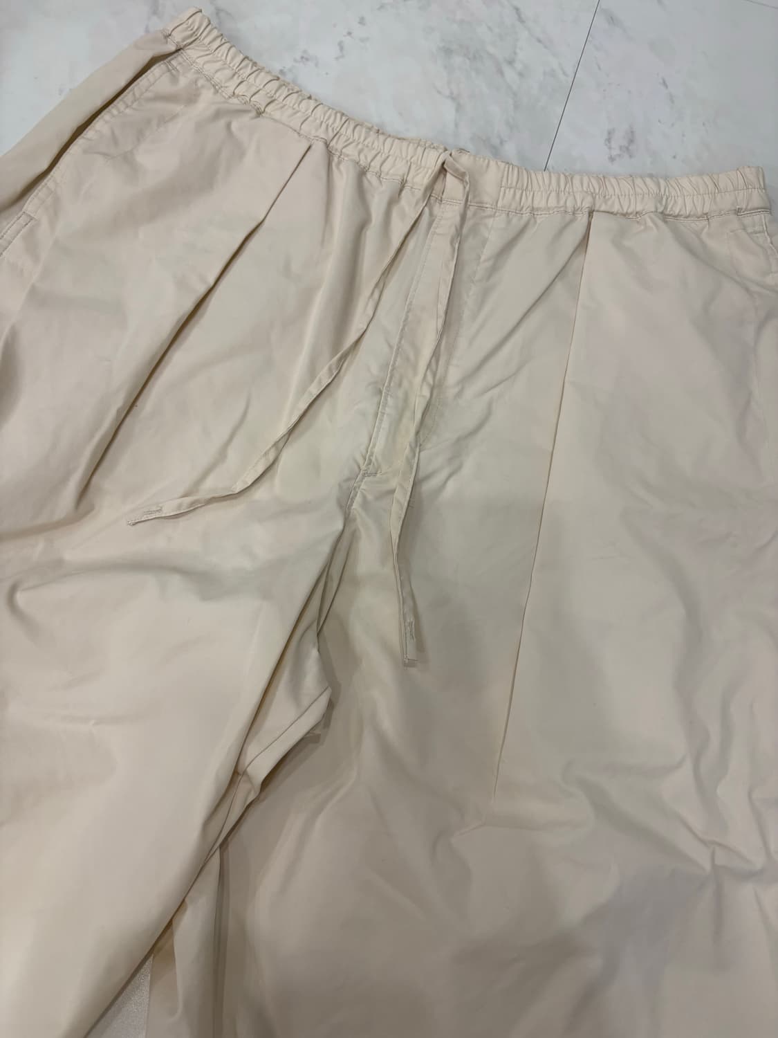 uniqlo파라슈트크롭팬츠 상품이미지2