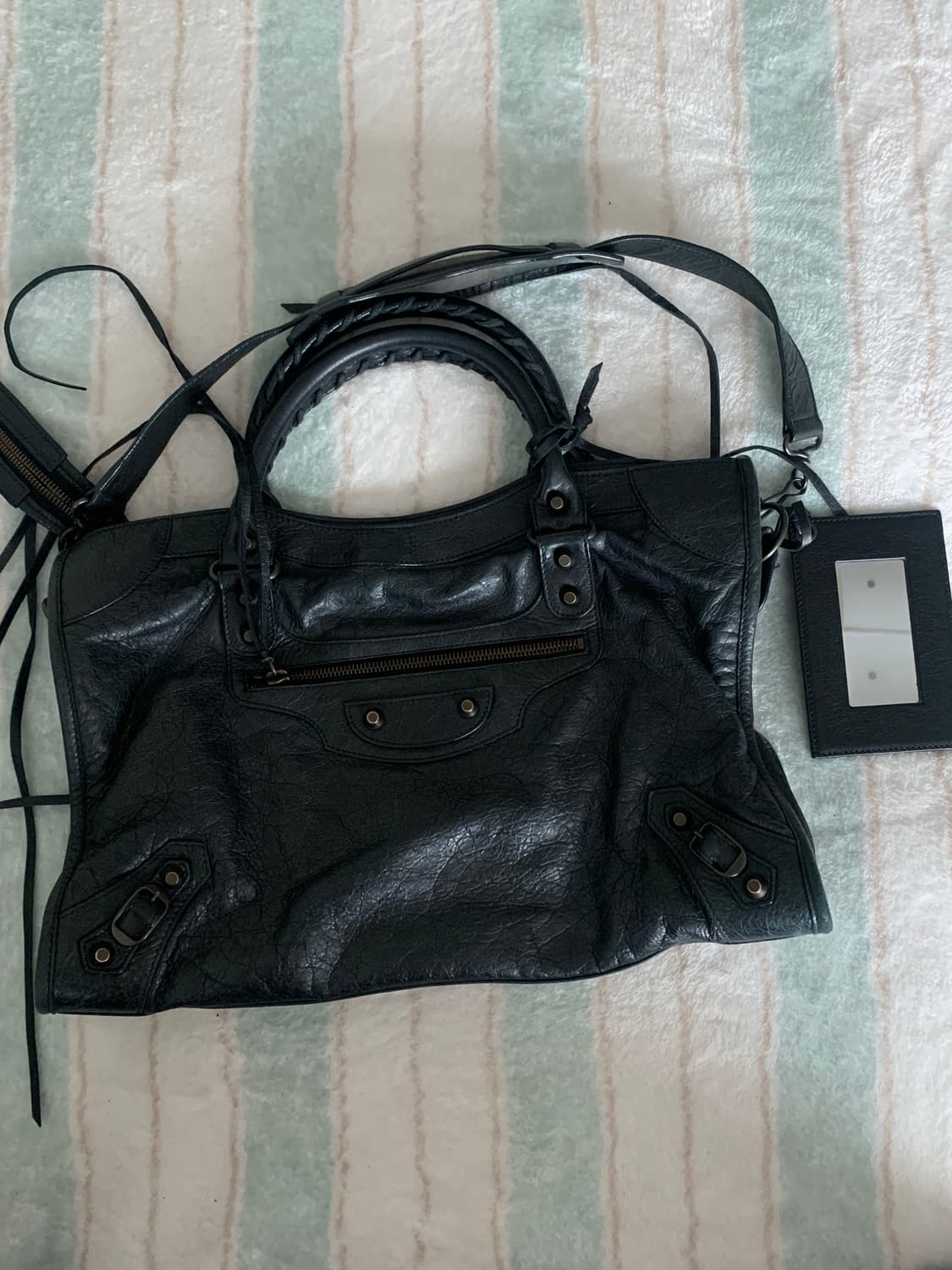 발렌시아가 시티백 모터백 미듐 정품 블랙  상품이미지1