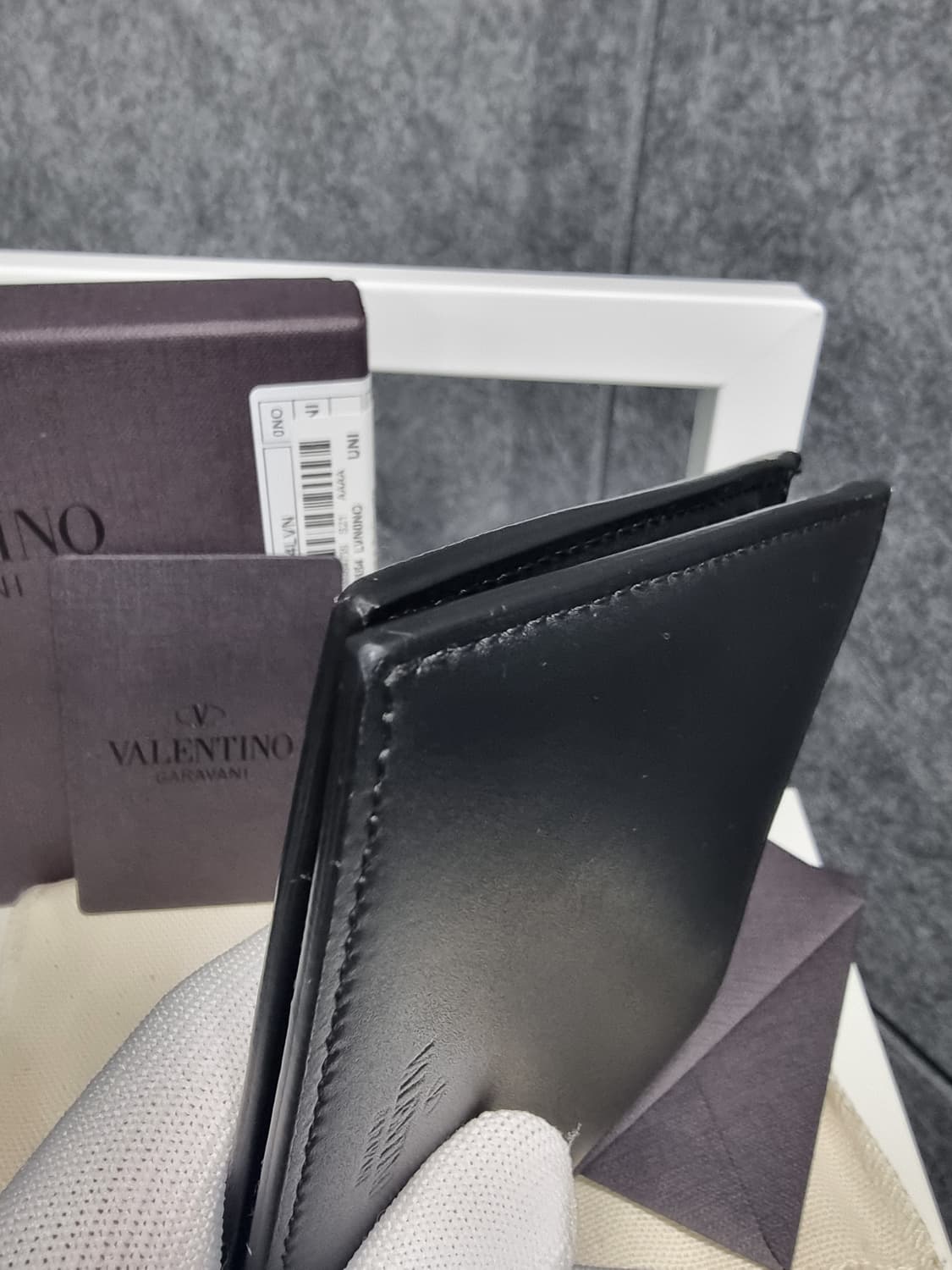 발렌티노 가리바니 VLTN 로고 남성 반지갑 상품이미지7
