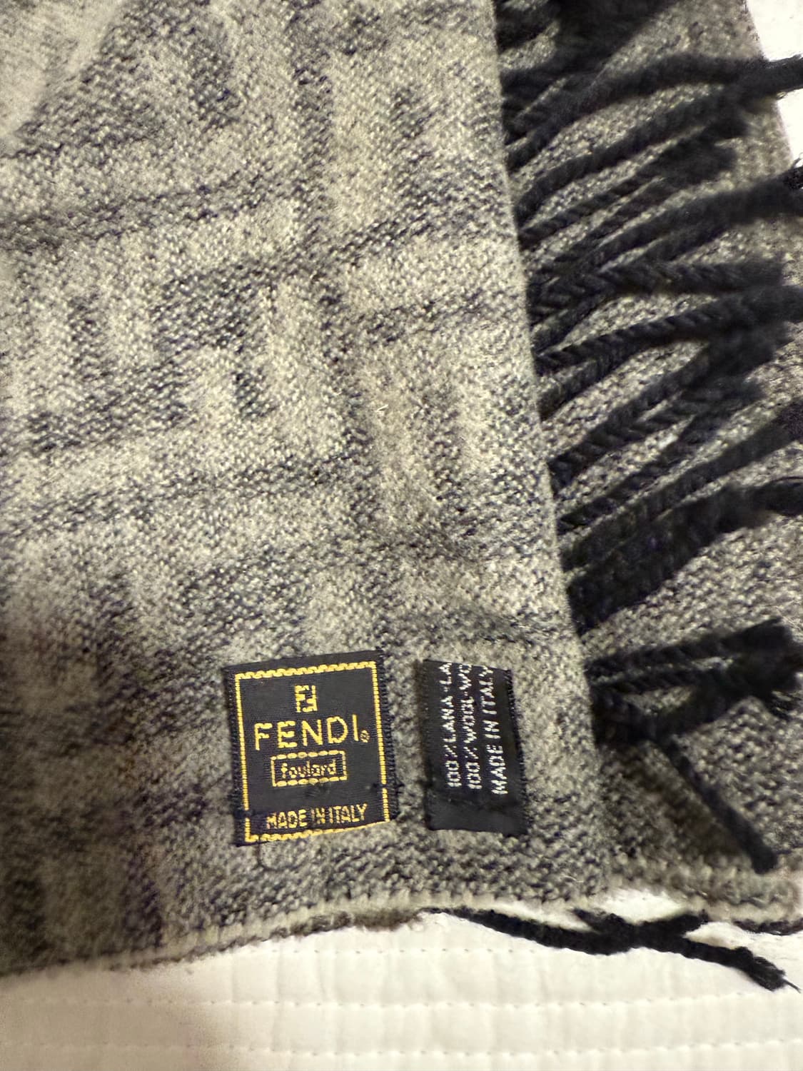 펜디(FENDI) 머플러 판매합니다 상품이미지1