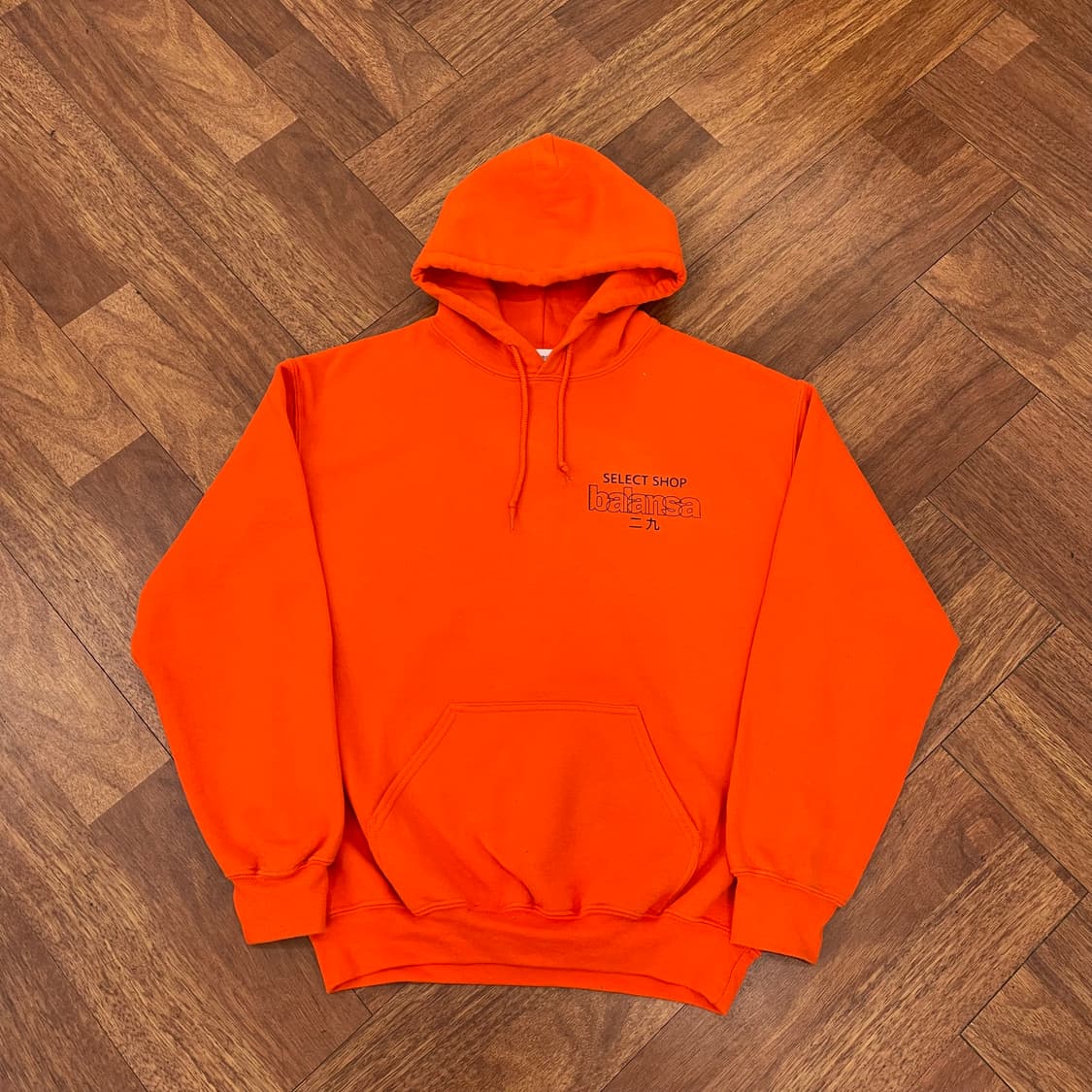 발란사 후드티 상품이미지1