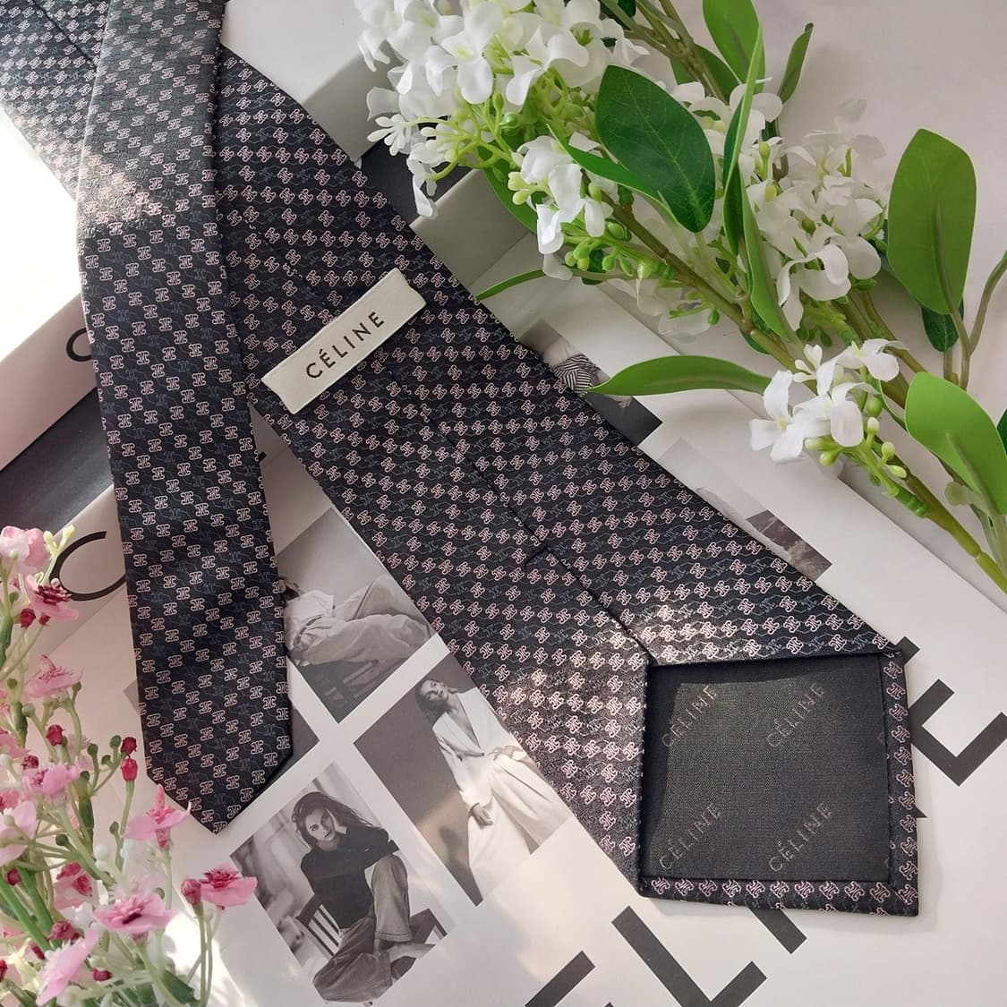 셀린느 실크 블랙 트리오페 자카드 넥타이 8.8cm A+등급 K1642
 상품이미지4