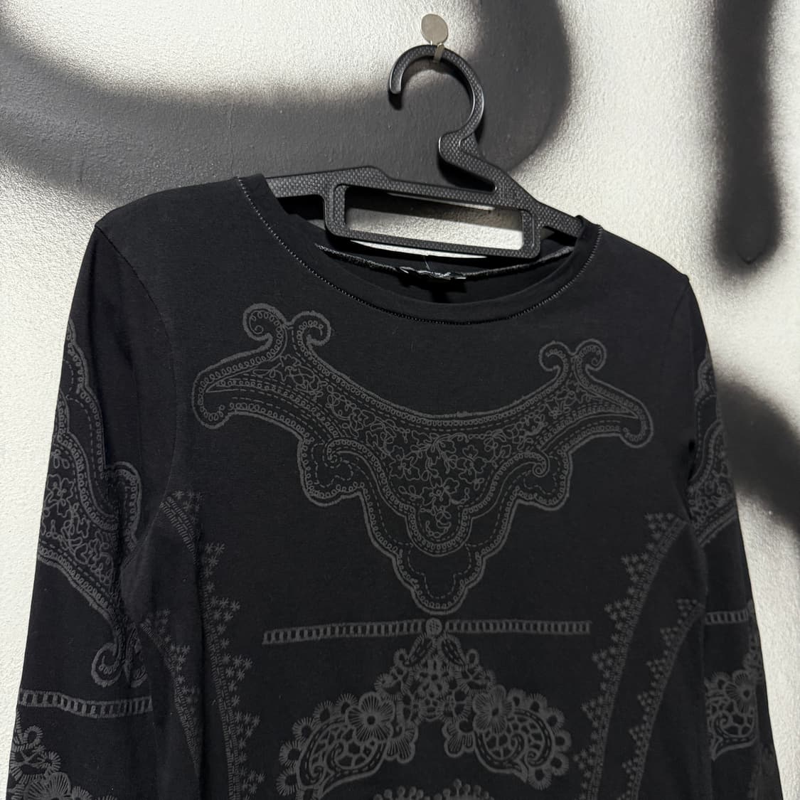 VTG 빈티지 오리엔탈 동양풍 프린팅 딱붙핏 롱슬리브 상품이미지3