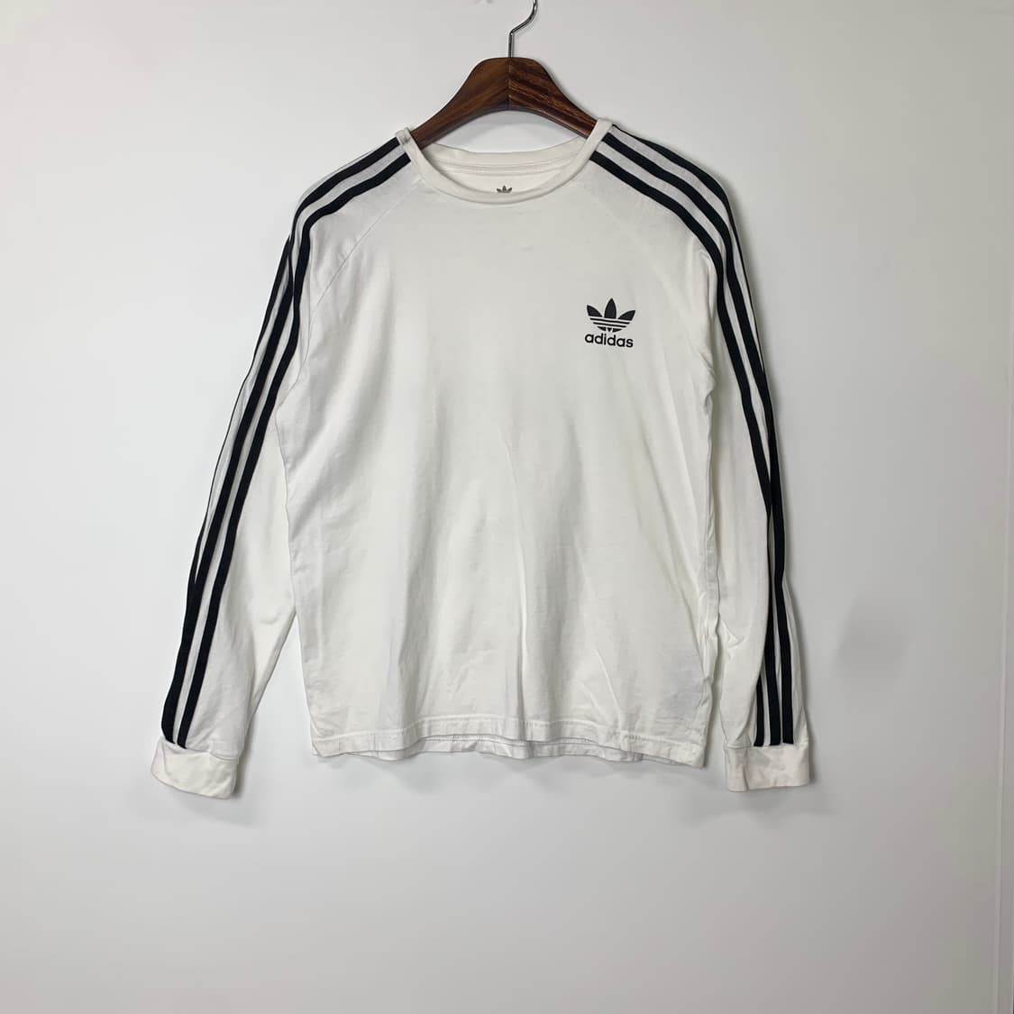 아디다스 화이트 사이드라인 롱슬리브 긴팔티 상품이미지2