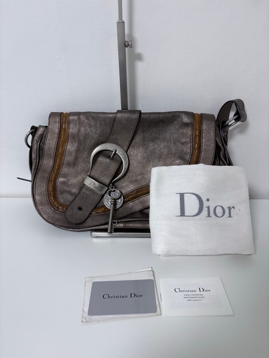 디올 가우초 메탈릭브라운 크로스백 상품이미지10