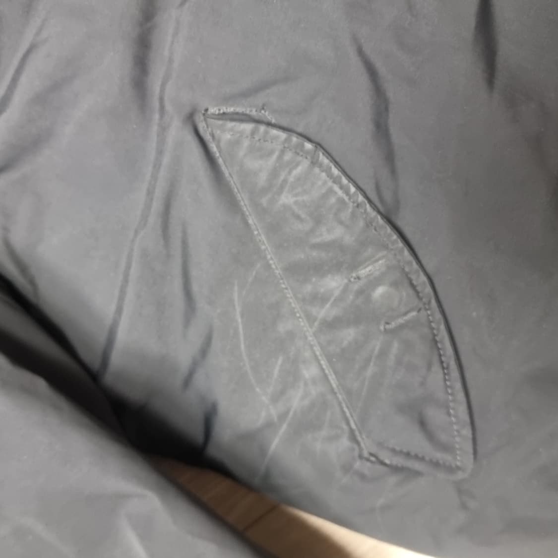 코오롱 볼디스트후드 MA-1 항공 점퍼 블랙(105) 상품이미지4