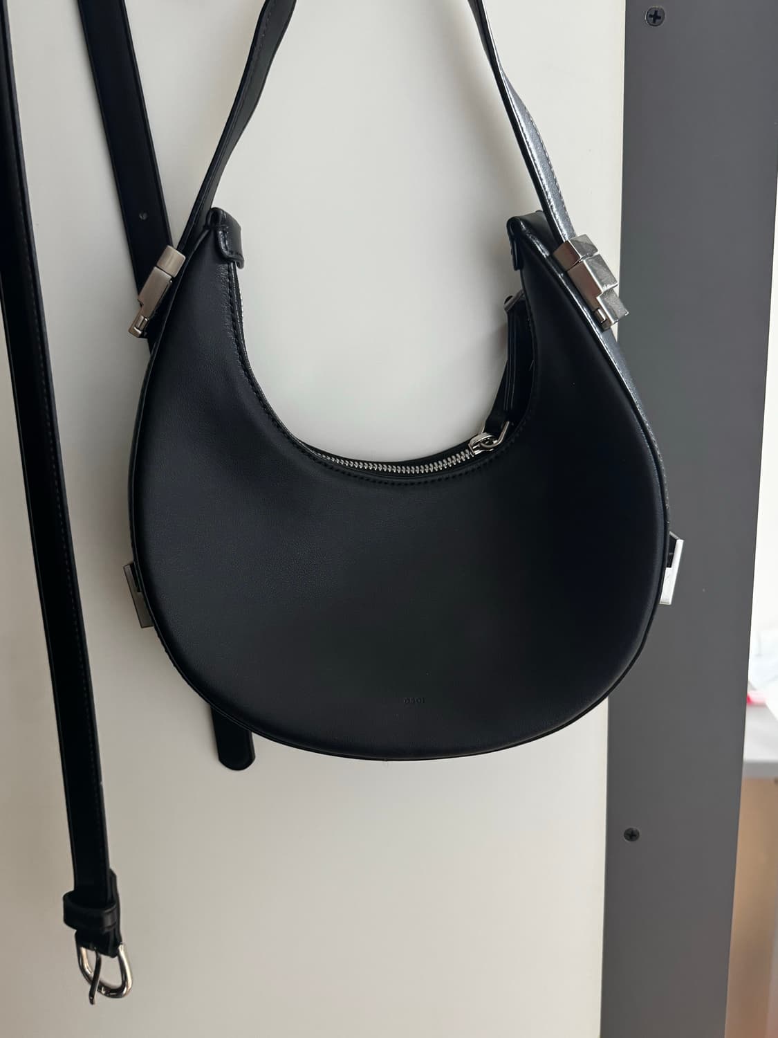 오소이 미니 토트백 블랙 상품이미지1