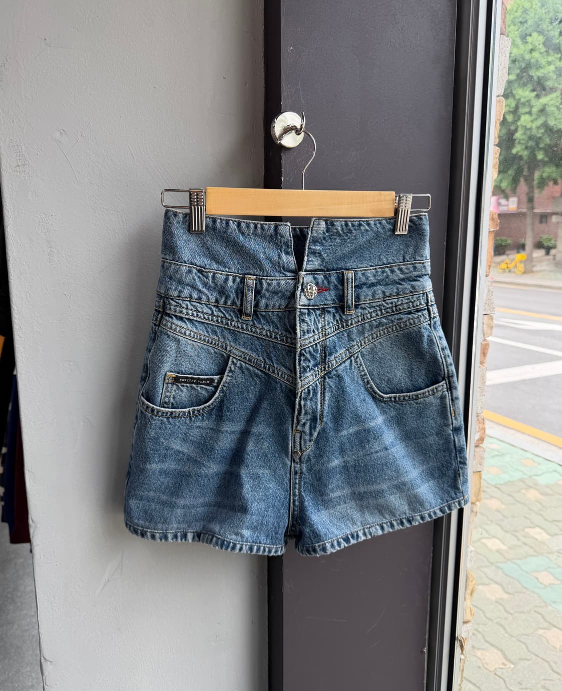 27/ 필립플레인 하이웨스트 숏 데님팬츠 상품이미지2