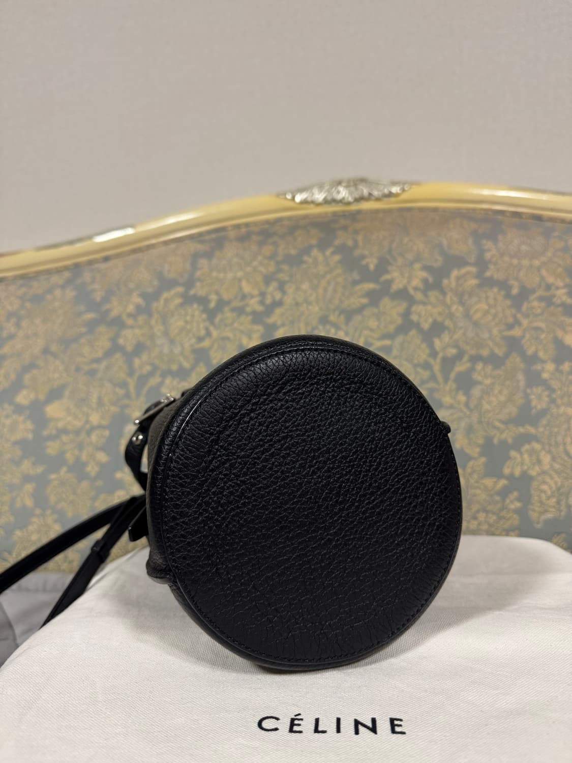 셀린느 나노 빅 버킷백 블랙 상품이미지8