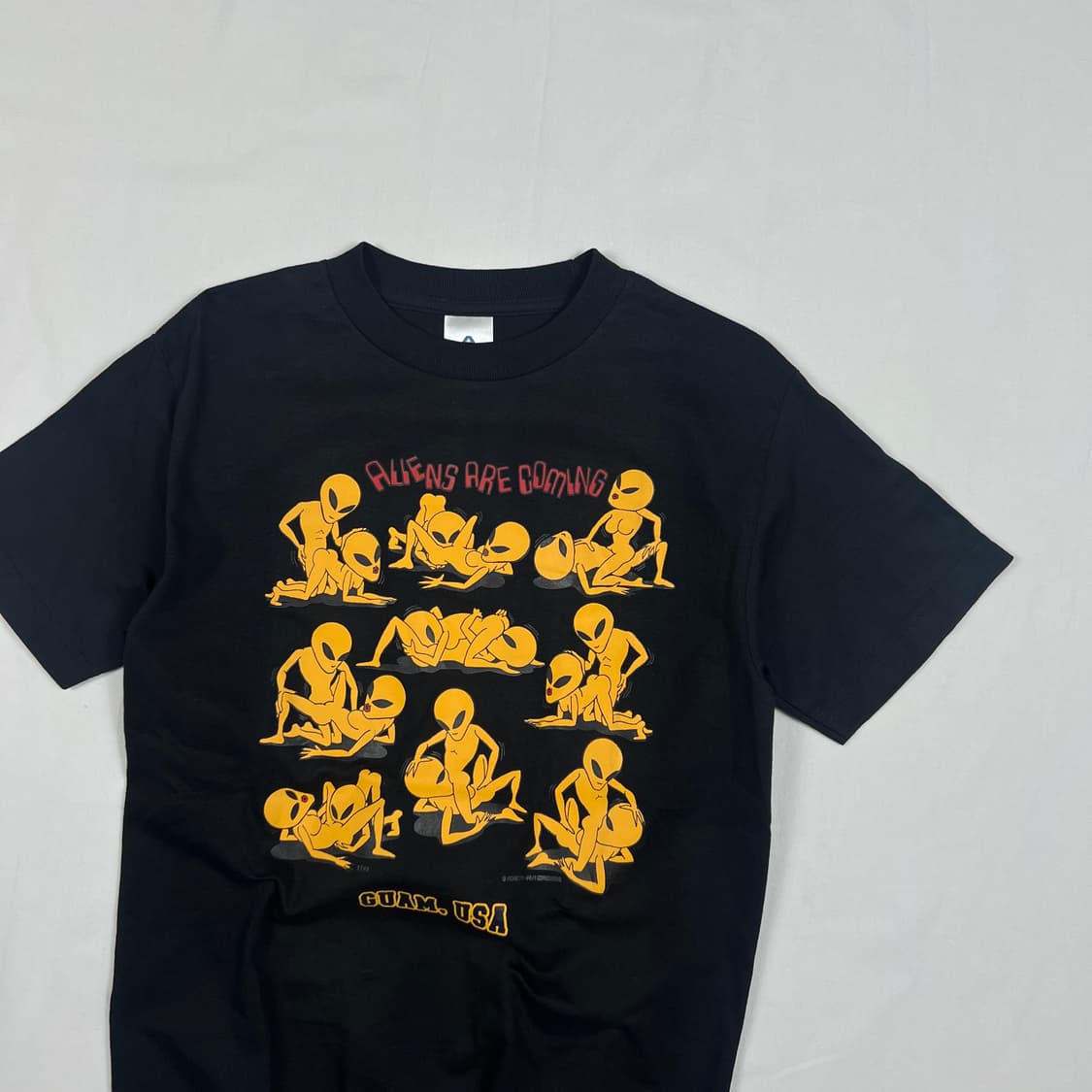 빈티지 에일리언 aliens 프린트 반팔티 상품이미지2