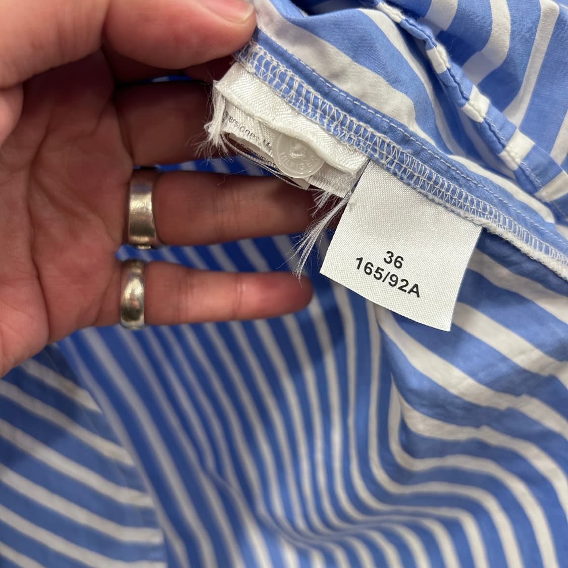 타미힐피거 레귤러핏 투톤 스트라이프 셔츠 상품이미지4