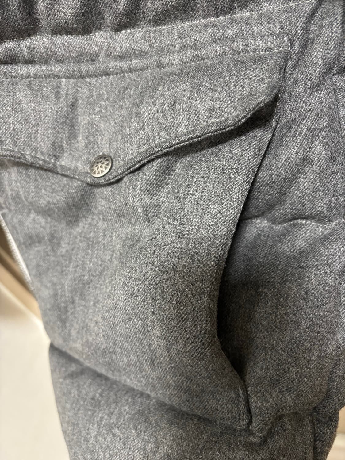 피레넥스 라쿤퍼 다운 패딩S/그레이 상품이미지4