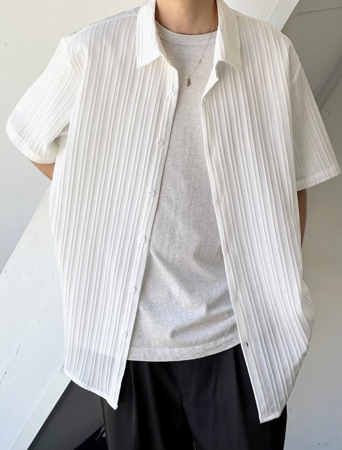 Pleats design high count poly shirt 상품이미지1