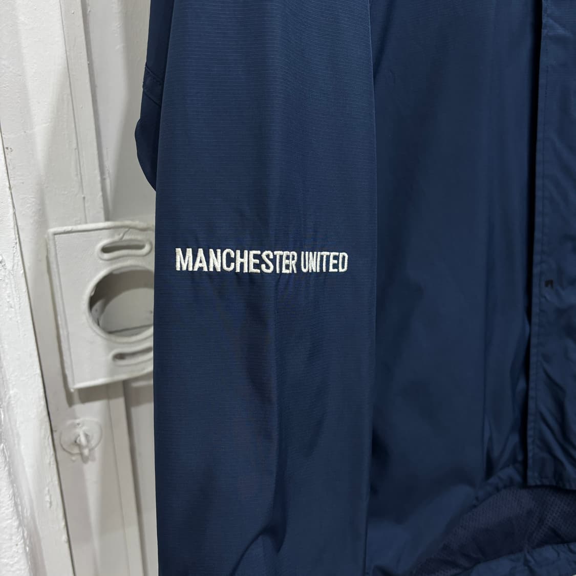 나이키 맨체스터 유나이티드팀 바람막이 상품이미지3