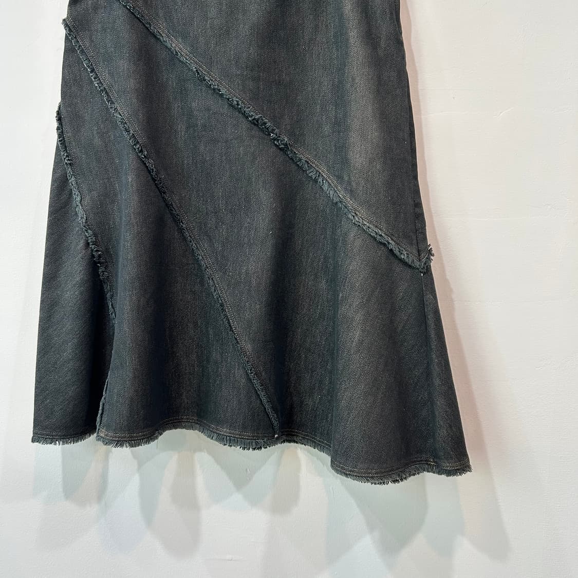 데님 절개 미디 스커트 상품이미지5