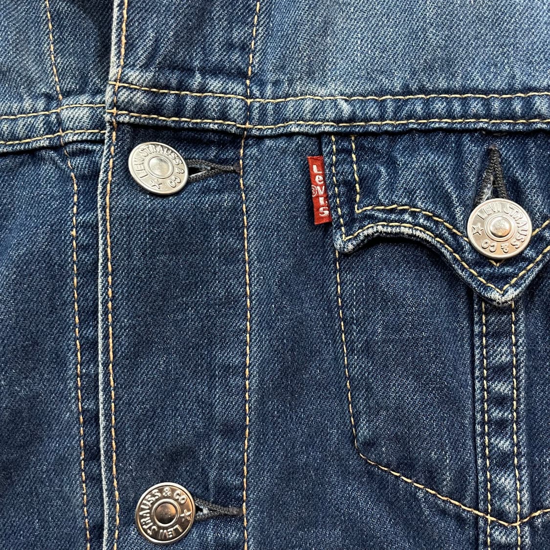 Levi’s Classic Blue Trucker 상품이미지3
